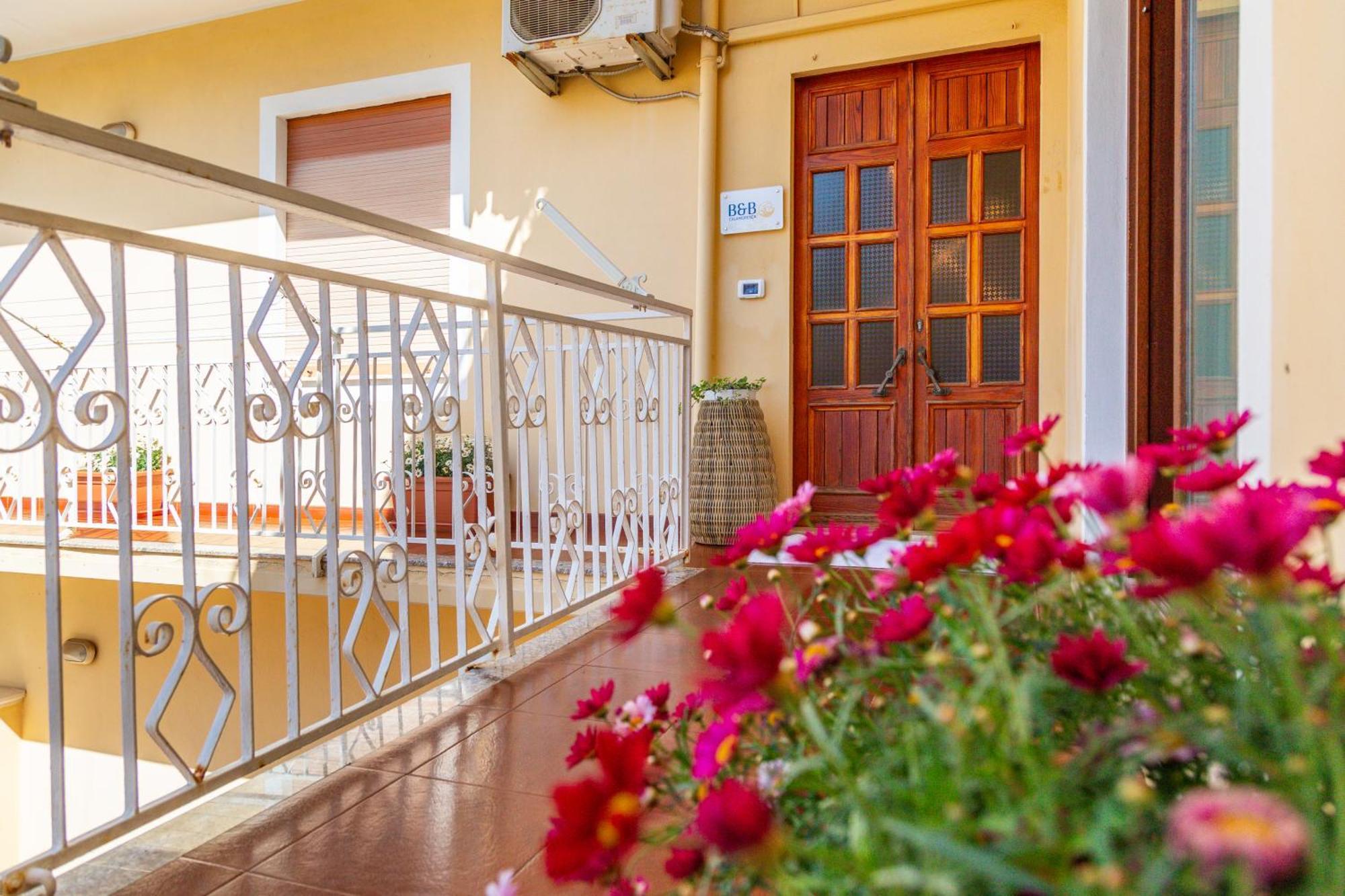 B&B Calamoresca Àrbatax Exteriör bild